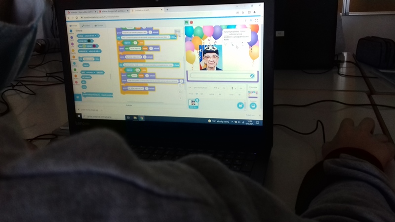 Sat kodiranja - Code a Chatbot